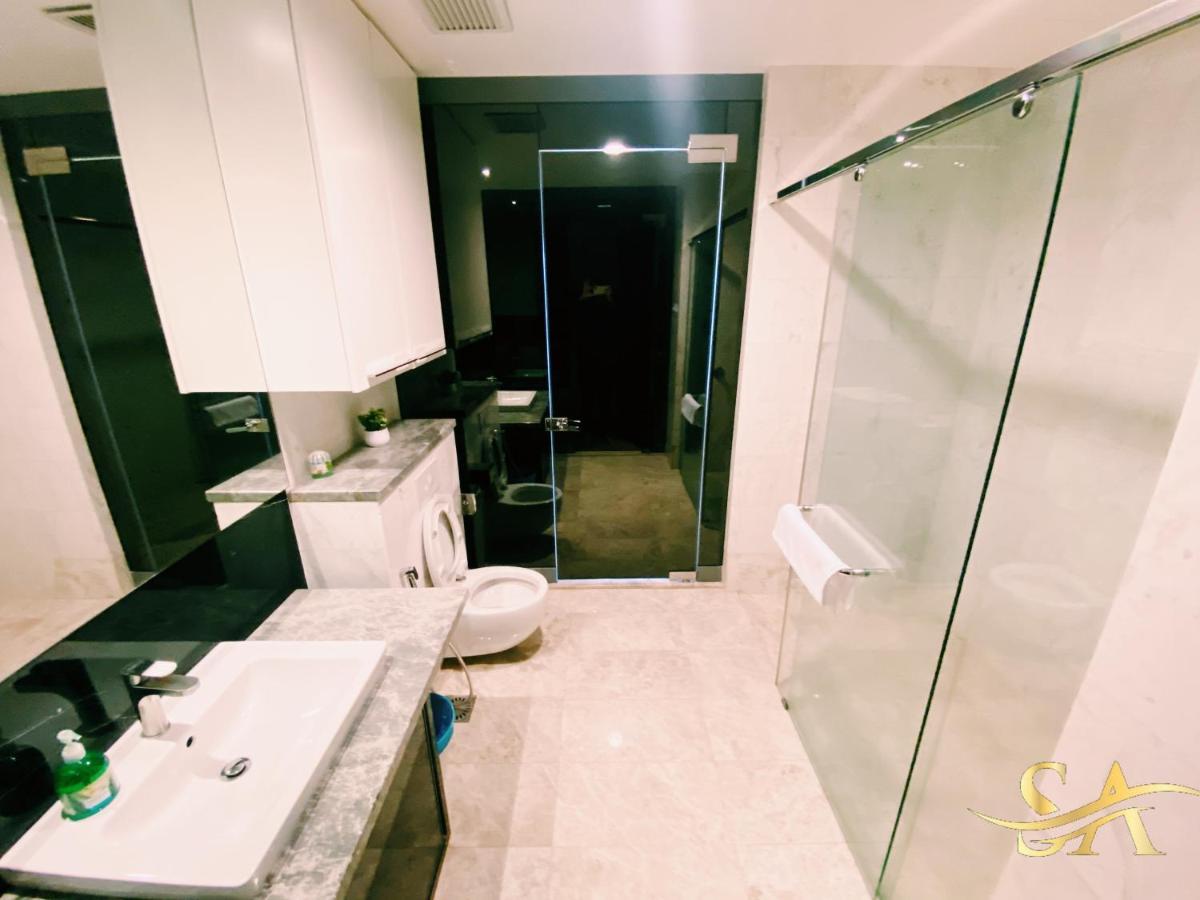 Queens Service Suites At Platinum Klcc Куала-Лумпур Экстерьер фото