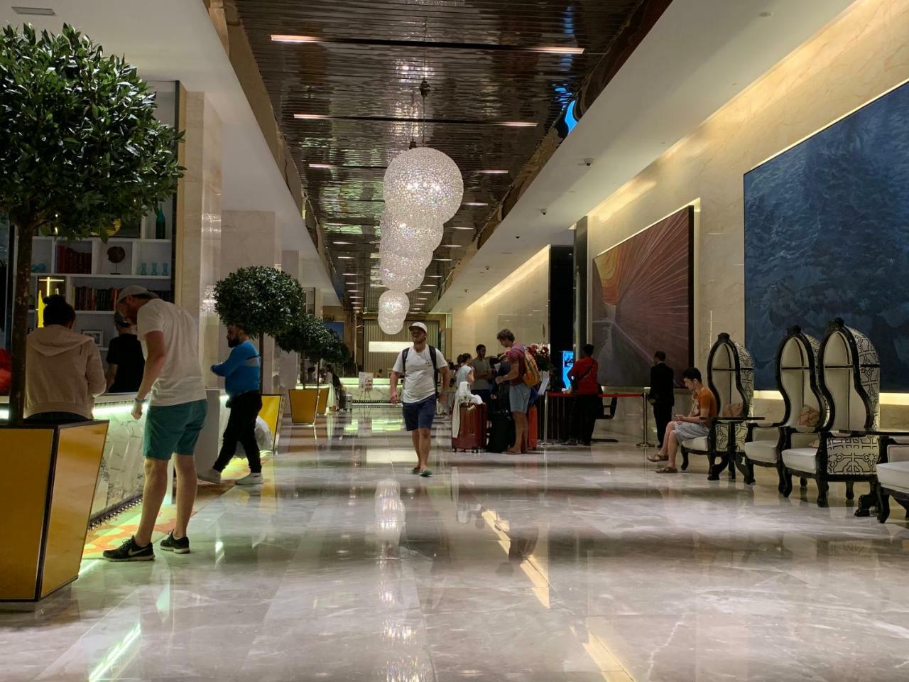 Queens Service Suites At Platinum Klcc Куала-Лумпур Экстерьер фото