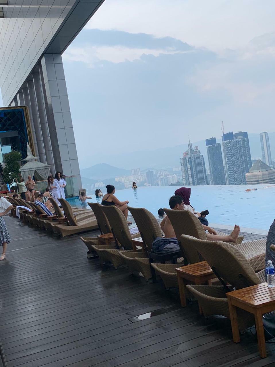 Queens Service Suites At Platinum Klcc Куала-Лумпур Экстерьер фото