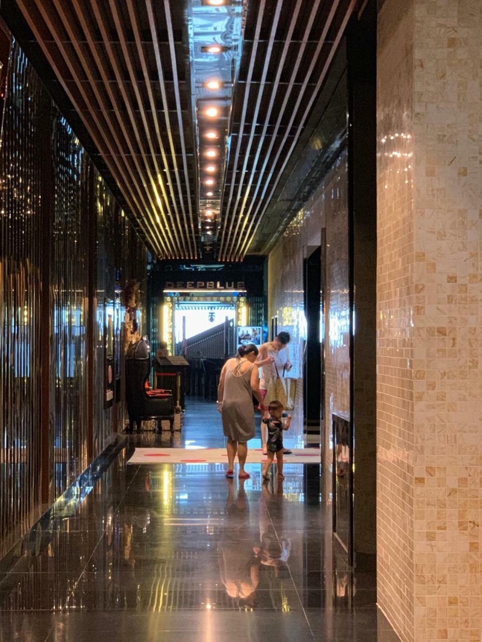 Queens Service Suites At Platinum Klcc Куала-Лумпур Экстерьер фото