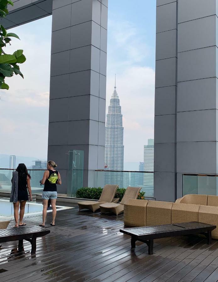 Queens Service Suites At Platinum Klcc Куала-Лумпур Экстерьер фото