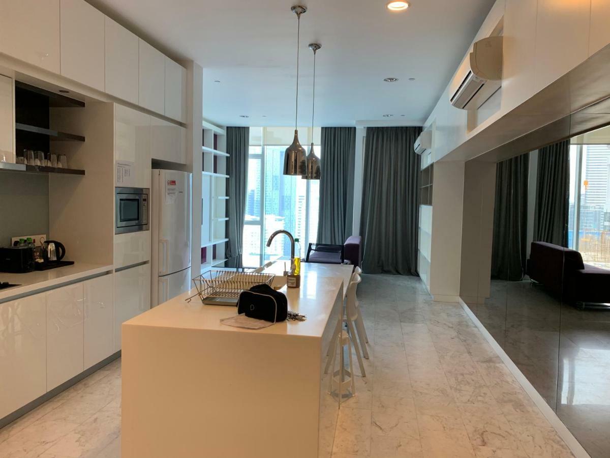 Queens Service Suites At Platinum Klcc Куала-Лумпур Экстерьер фото